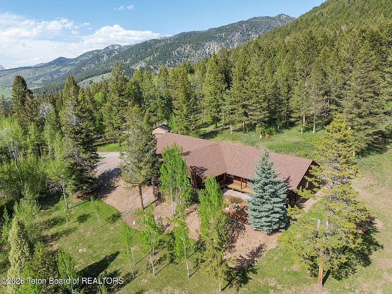 256 Pierce Dr photo 4