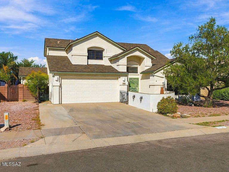 1830 N Rolling Stone Dr photo 2