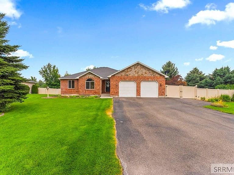 1010 Rimrock Canyon Dr photo 4