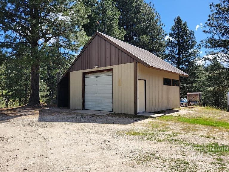 10346 Emma Loop photo 4