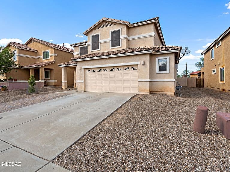610 W Calle Cajeta photo 4