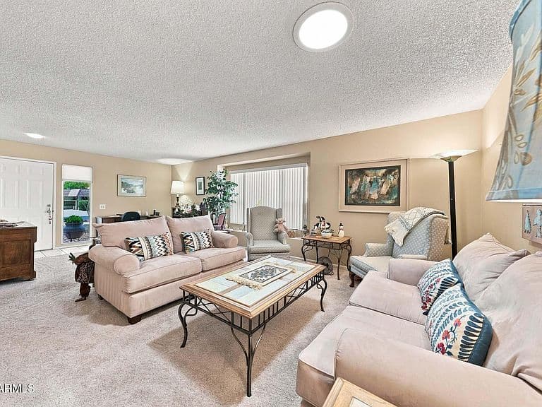 11053 W PINE HOLLOW Drive photo 2
