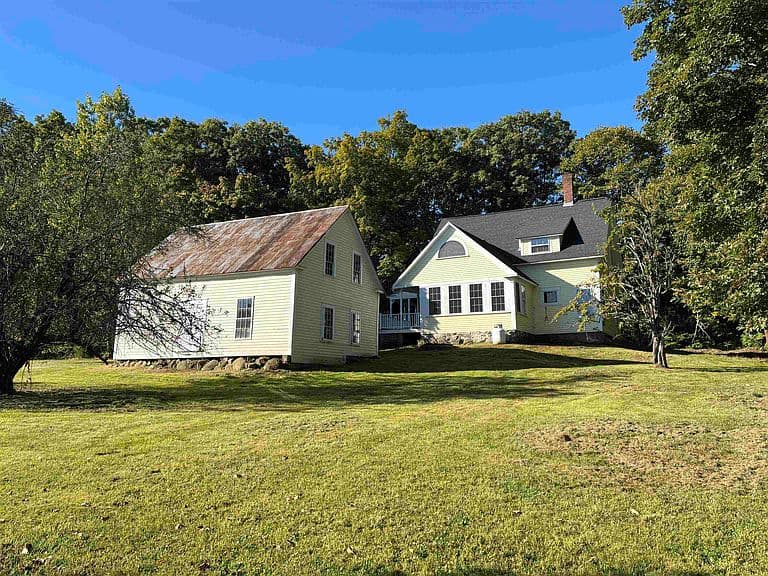 151 Brown Road photo 3