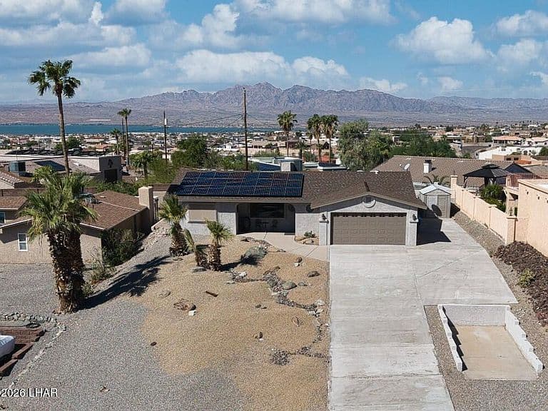 3041 Maracaibo Way photo 2