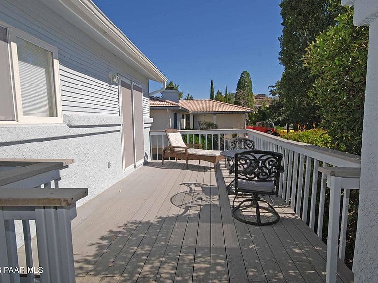 1807 Boardwalk Ave photo 4