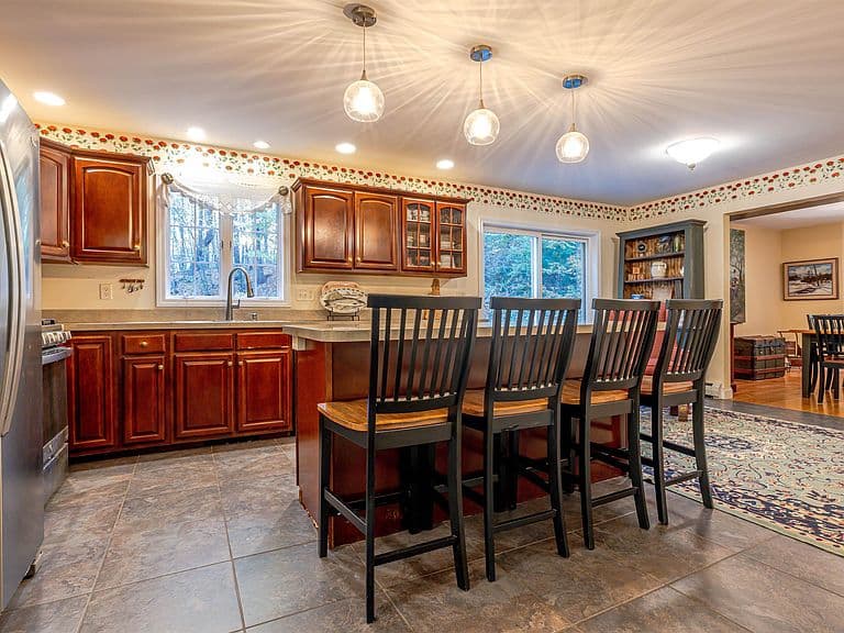386 Gage Hill Road photo 4