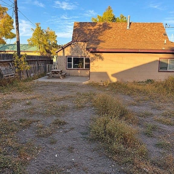206 S G St photo 4