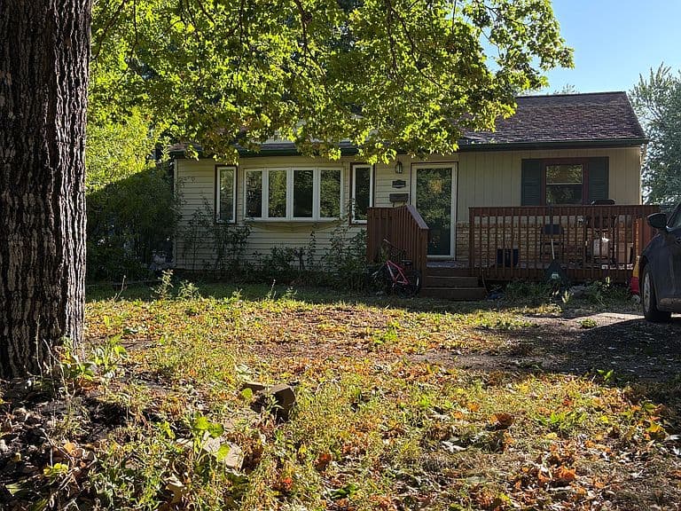 520 7th St N photo 1