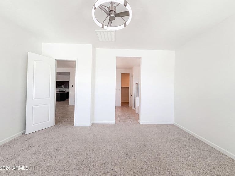 2528 N COMISKEY Drive photo 4