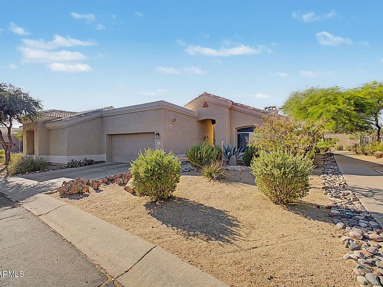 4710 E MORNING VISTA Lane photo 3