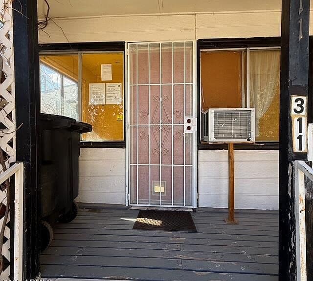 311 A Street photo 3