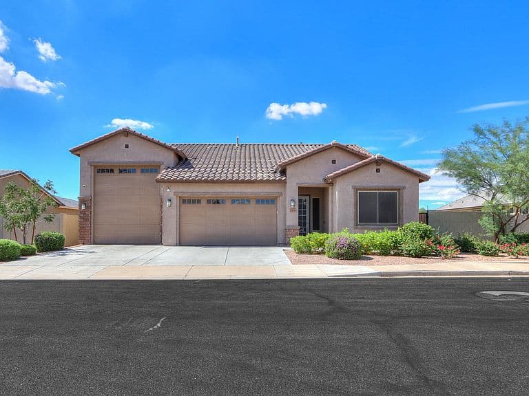 2519 N CASA GRANDE Avenue photo 1
