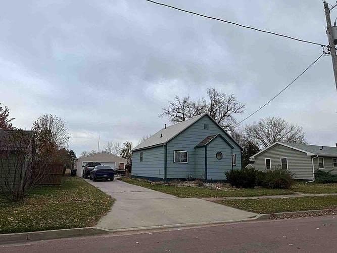 320 N Pierce St photo 1