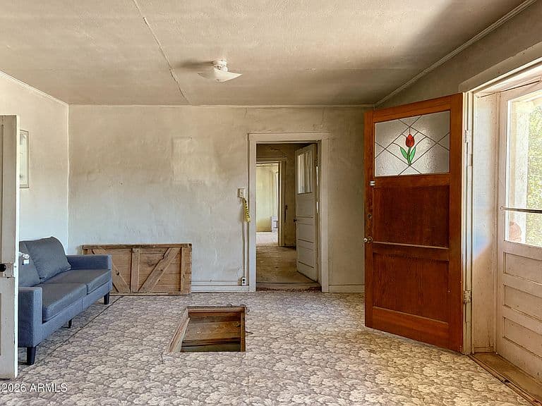 217 W PINAL Street photo 3