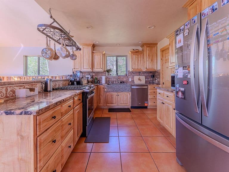 5399 Highway 28 photo 4