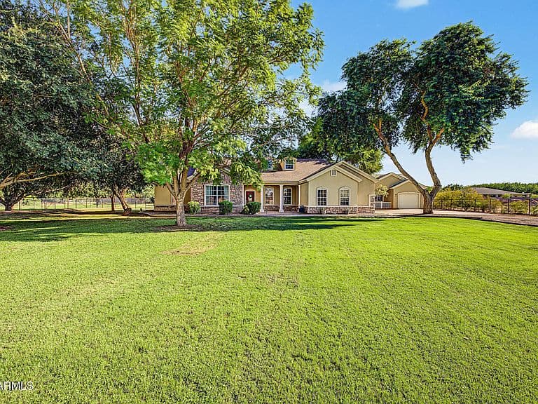 17313 W OCOTILLO Road photo 1
