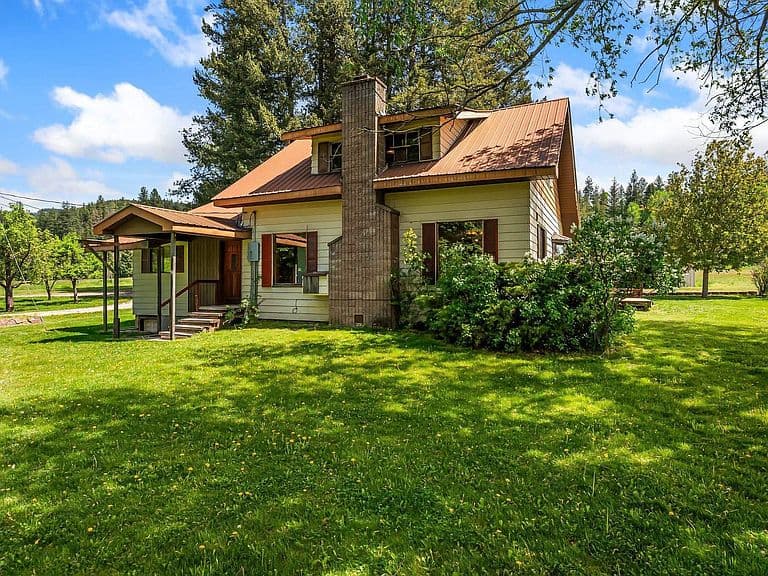 288 Lignite Rd photo 3