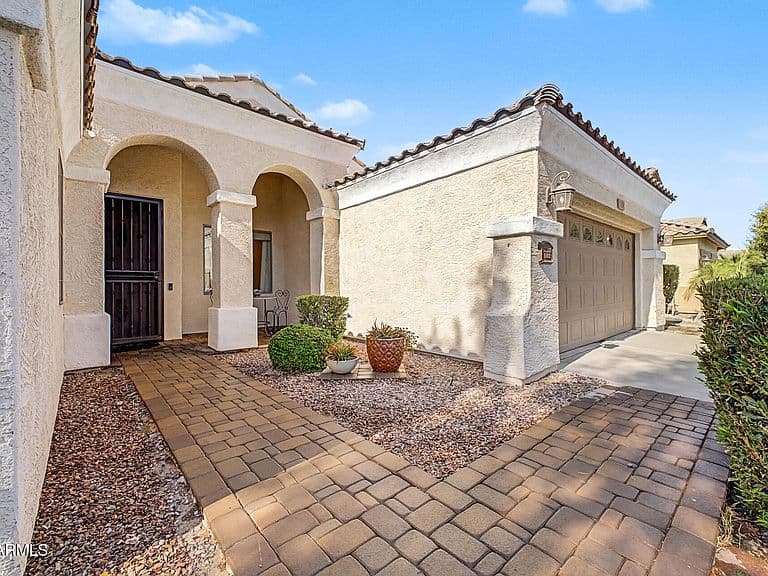 2094 E EBONY Drive photo 4