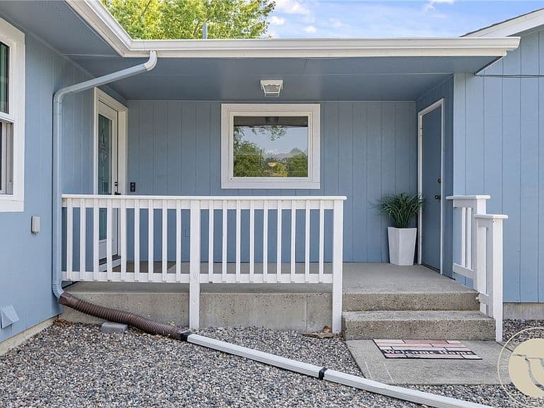 3632 Poly Dr photo 2