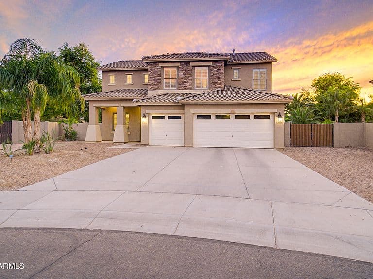 4984 S COBBLESTONE Street photo 2