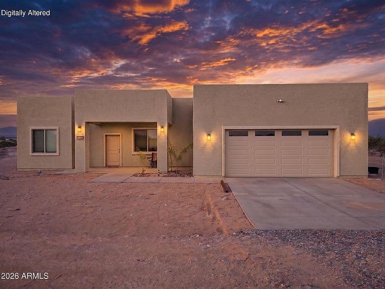 4227 N 332ND Drive photo 1
