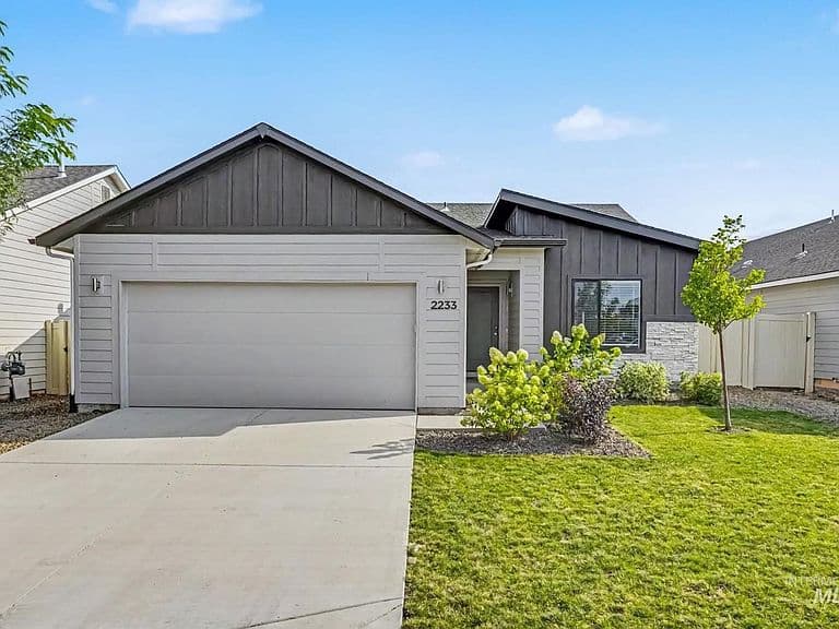 2233 W Trout Lily St photo 1