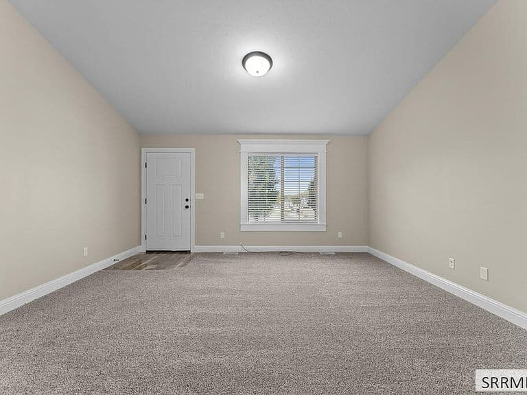 5091 S Remember Dr photo 5