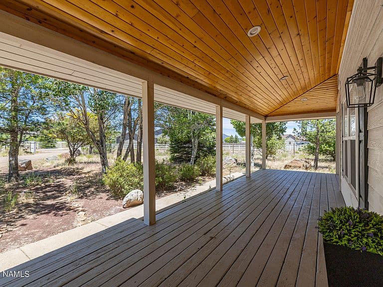 6070 E Treadway Trl photo 5