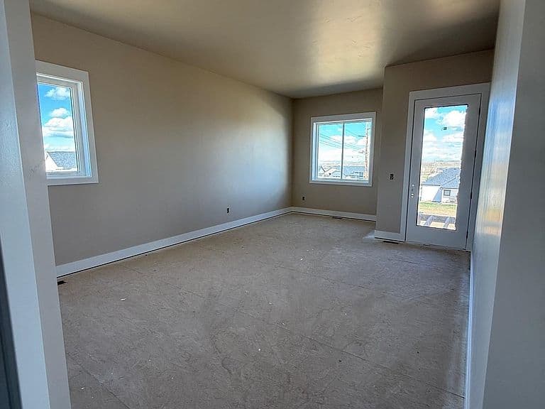 2745 Berkshire Way photo 5