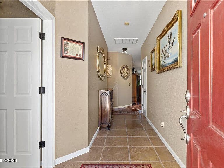 1056 Sticklebract Dr photo 3