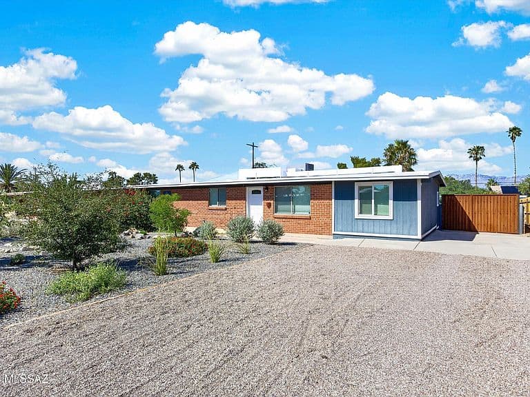 6909 E Calle Neptuno photo 1
