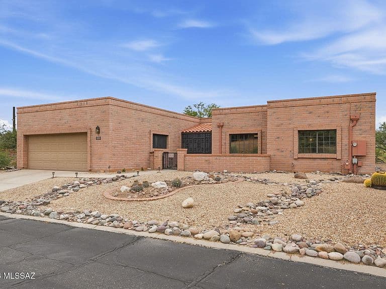 1830 W Camino Urbano photo 3