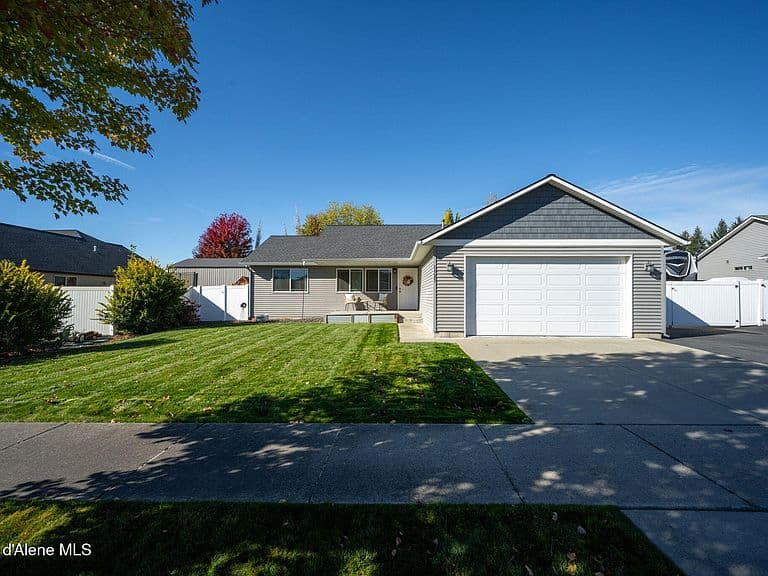 1525 N Ewell Ct photo 1