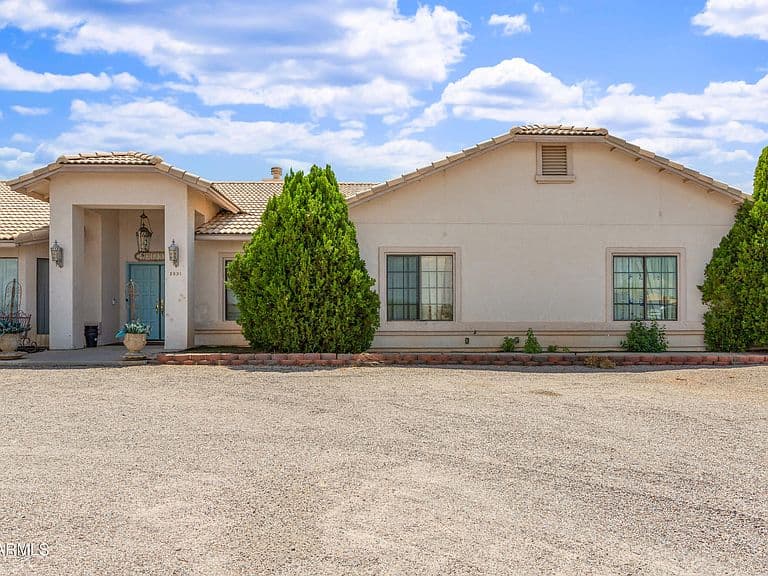 2091 N SAN MARCOS DE NIZA Drive photo 1