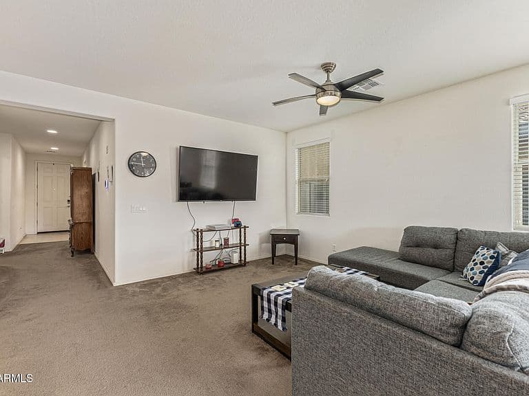 10861 E Crescent Ave photo 4