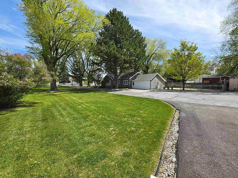 3991 Hawthorne Rd photo 4