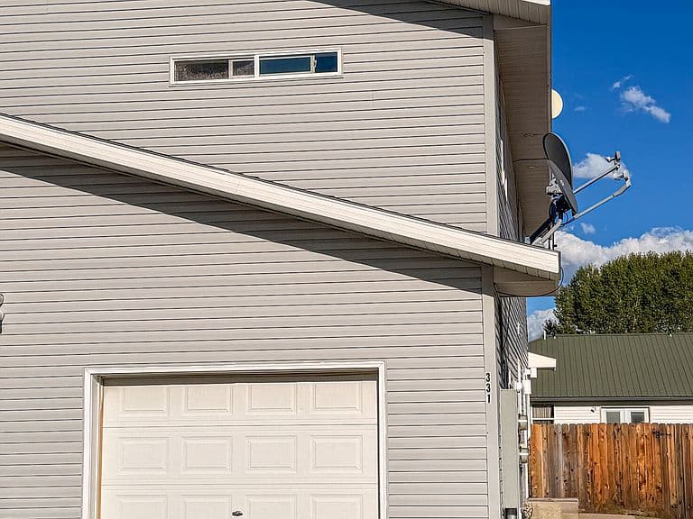 331 Cole Ave photo 2