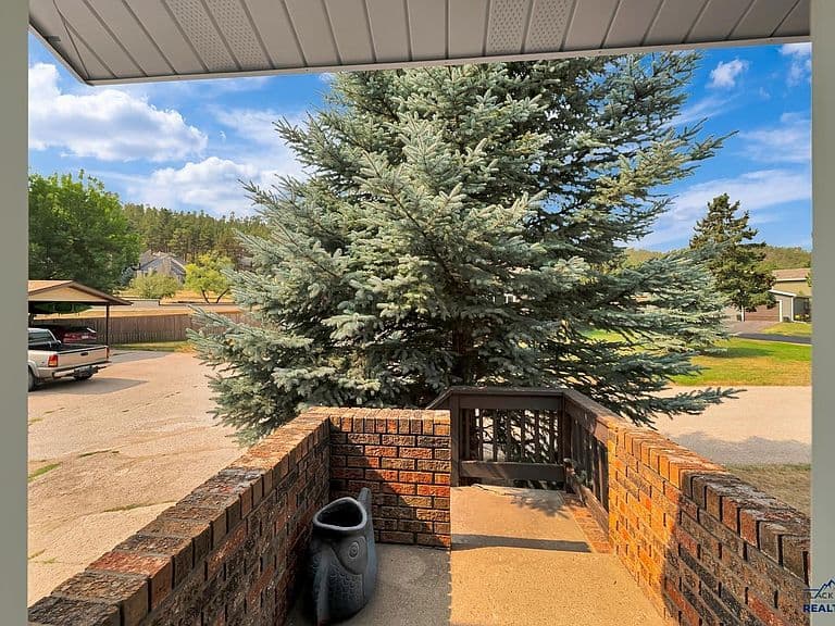 4511 Steamboat Cir photo 5