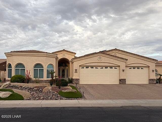 1223 Erin Way photo 1