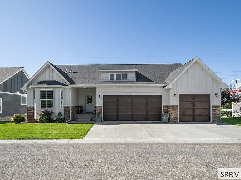 3112 S Chartwell Gdn photo 1