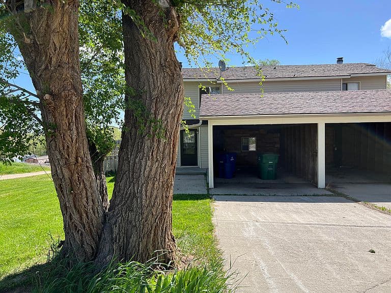 1613 Taylor Ave Unit 2 photo 2