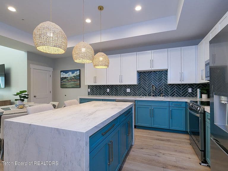 101 Creekside Ln photo 5