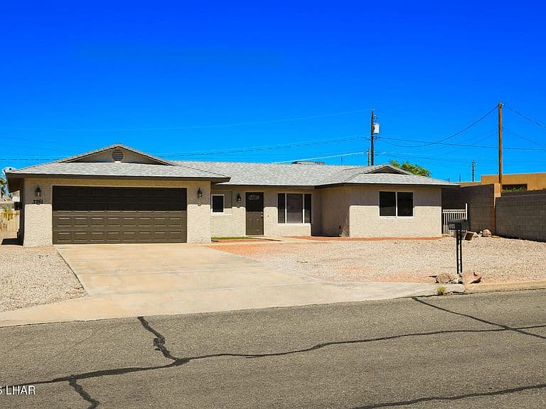 3261 Broken Arrow Dr photo 5
