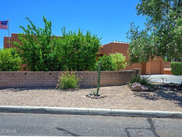 5636 S Creosote Ridge Way photo 4