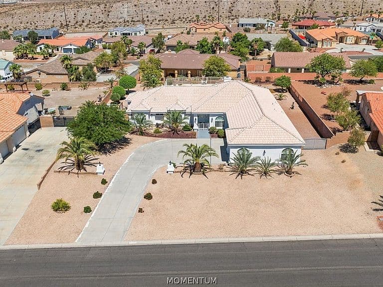 2875 Cresthill Drive photo 5