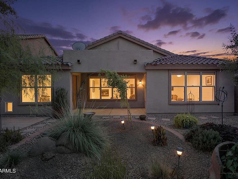 44186 W MESCAL Street photo 5
