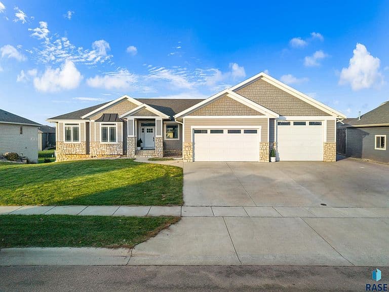 6808 E Steamboat Trl photo 2
