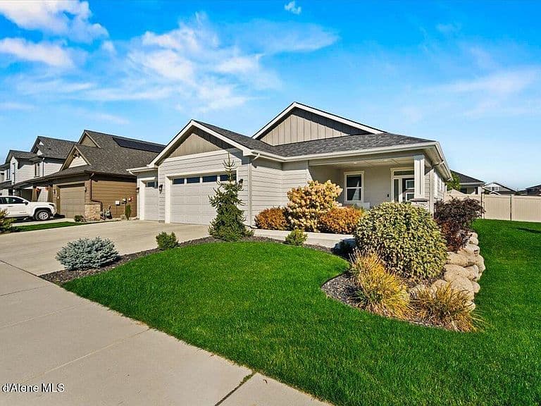 6906 N Roche Dr photo 3
