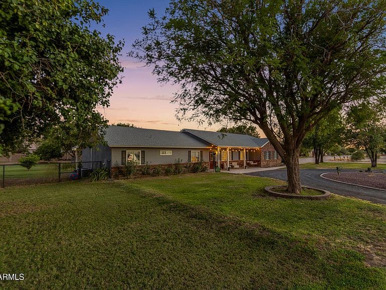 26213 S GRAPEFRUIT Drive photo 5