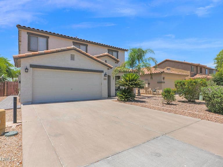 39470 N DUSTY Drive photo 2